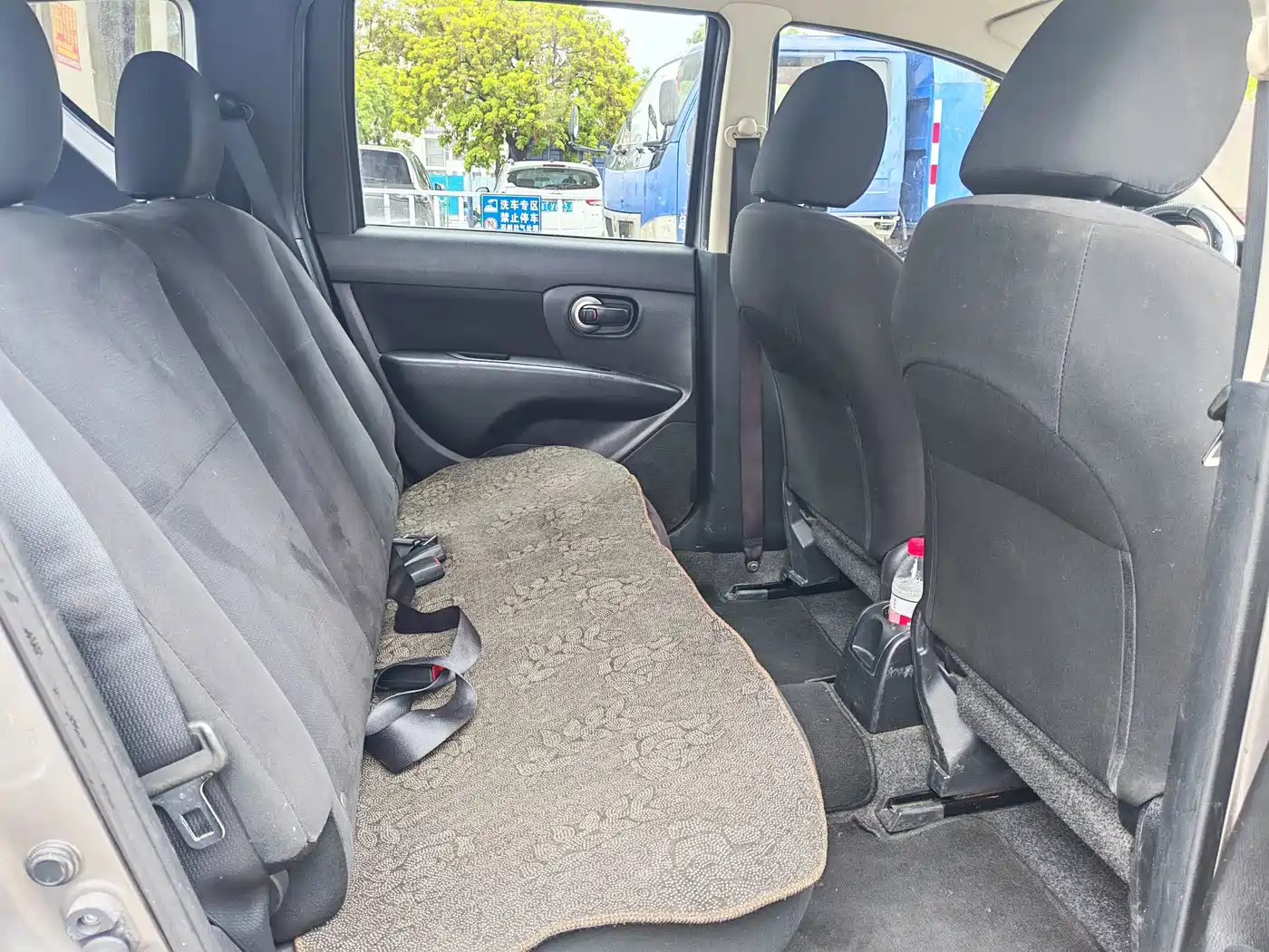 Nissan Livina 2015 2013 1.6XE CVT Comfort