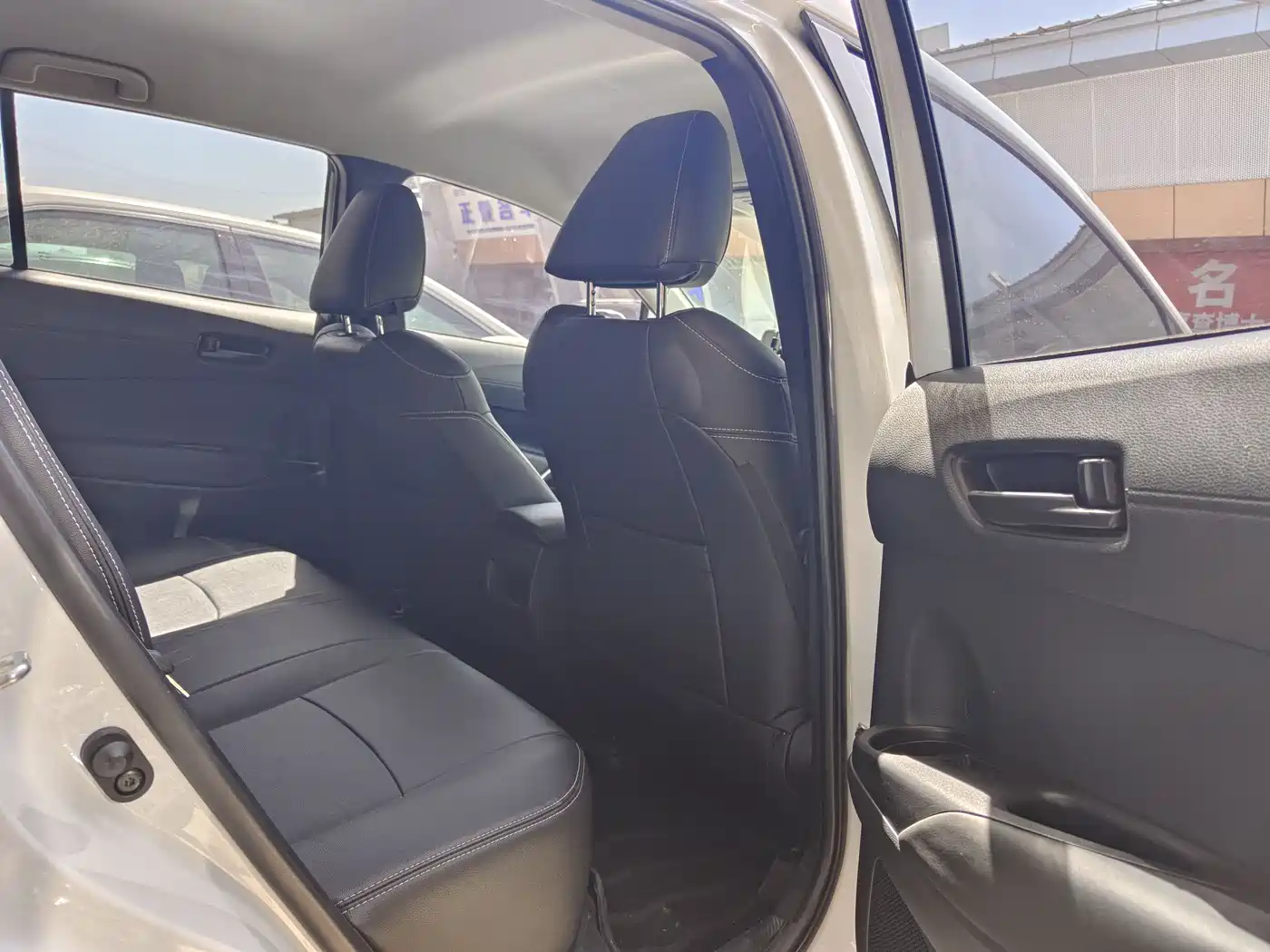 Toyota Corolla Cross 2023 2.0L Pioneer Edition фото 10