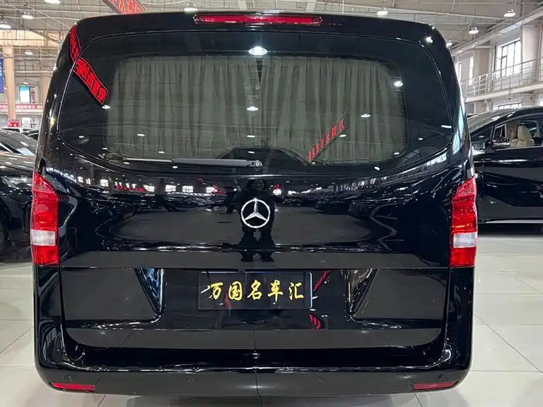 Mercedes-Benz Vito 2020 2.0T Business Edition (7-seater) фото 4
