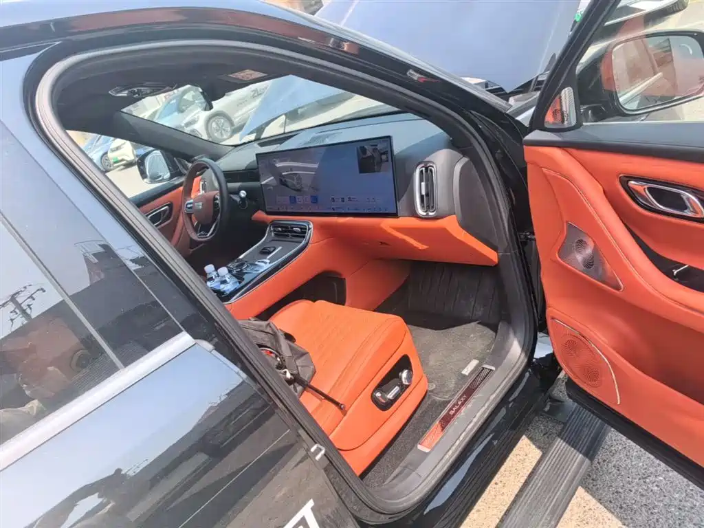 Geely Galaxy Galaxy M9 2025 Base Model фото 11