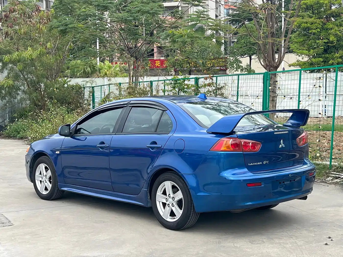 Mitsubishi Lancer EX 2010 Fashion Edition 1.8L CVT Comfort фото 8