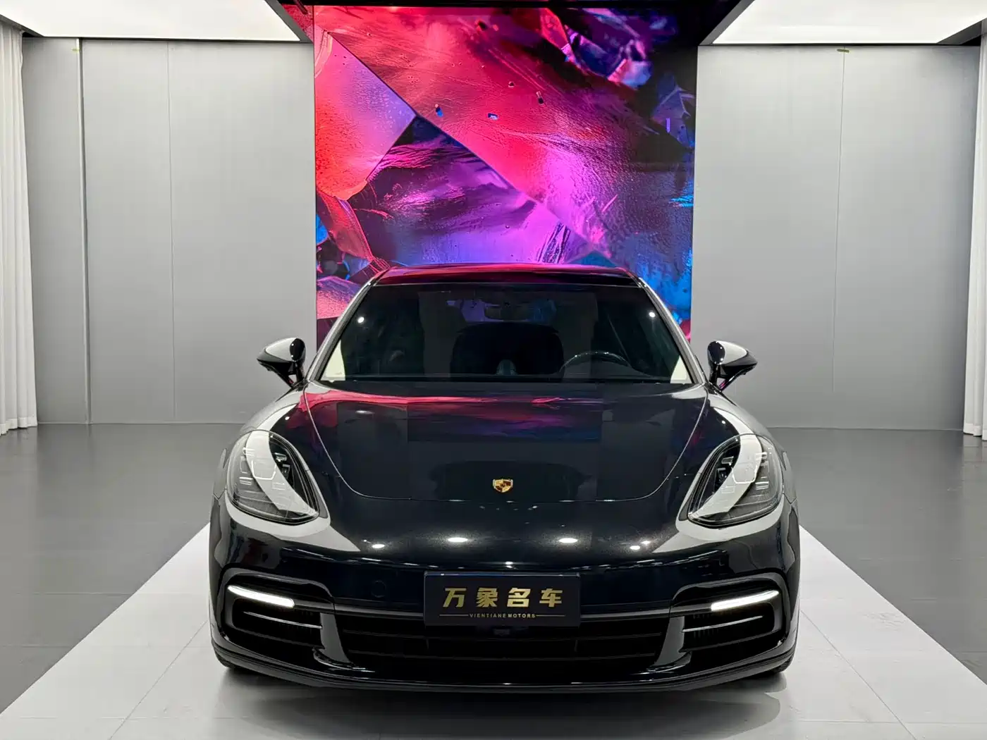 Porsche Panamera 2019 Panamera 4 Executive Long Wheelbase 2.9T фото 2