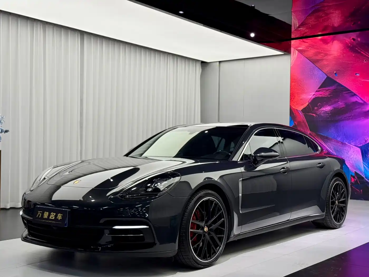 Porsche Panamera 2019 Panamera 4 Executive Long Wheelbase 2.9T