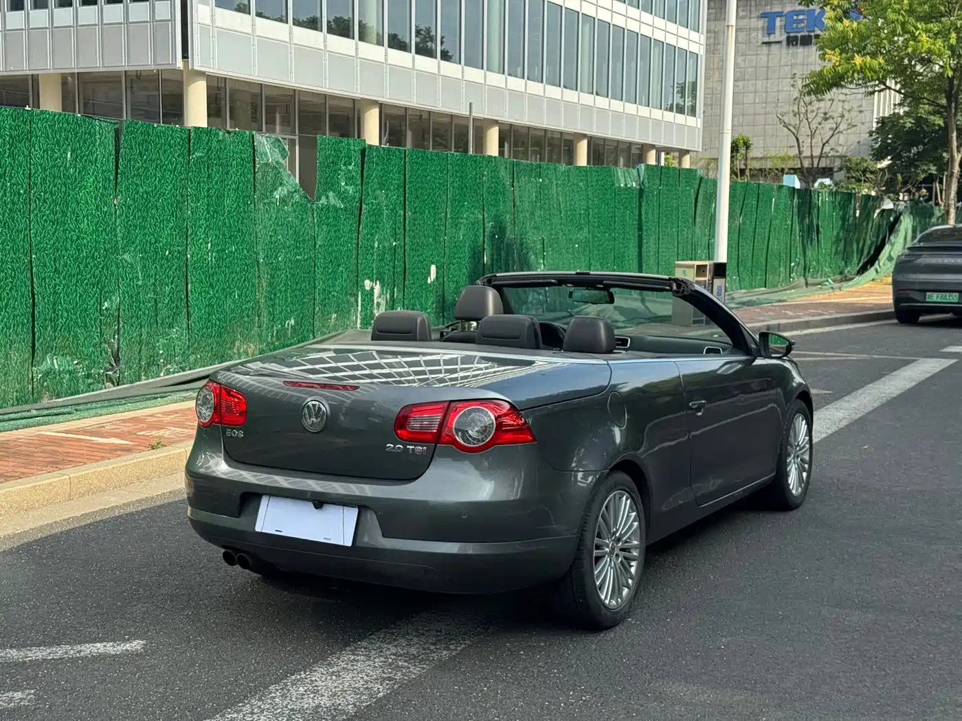 Volkswagen Eos 2011 Model 2.0TSI фото 8