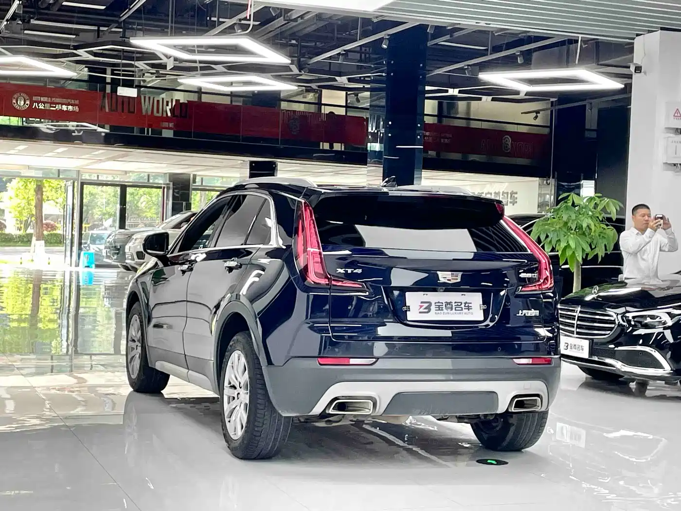 Cadillac XT4 2021 28T FWD Premium Edition фото 18