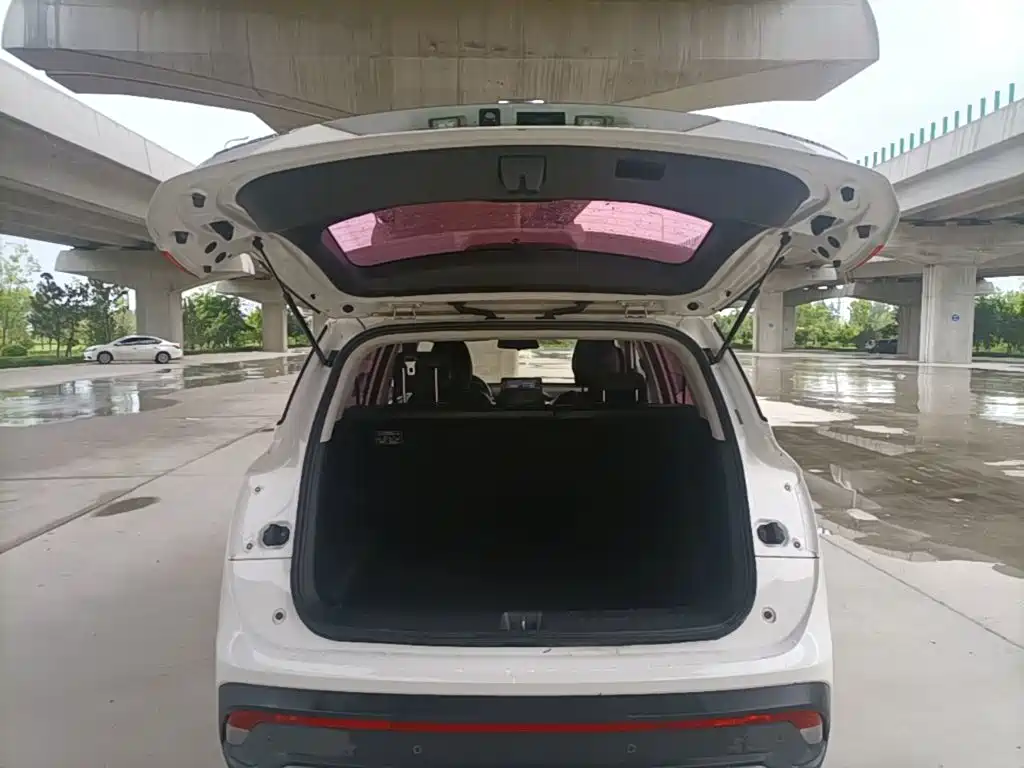 Baojun 530 2018 2018 1.8L Auto Luxury (China V)