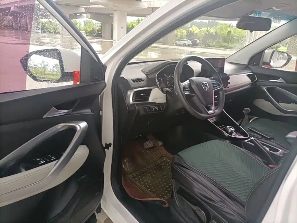 Baojun 530 2018 2018 1.8L Auto Luxury (China V)