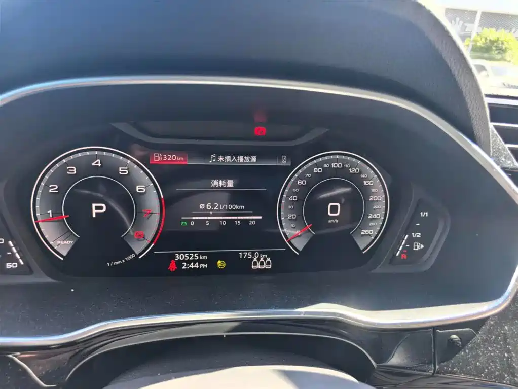 Audi Q3 2021 35 TFSI Fashion Sport фото 3