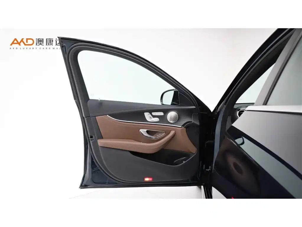 Mercedes-Benz E-Class 2023 Facelift E 300 L Sport Luxury фото 10