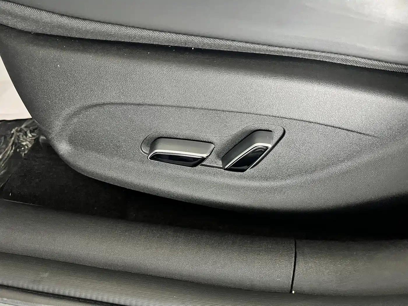 BYD Dolphin 2023 420km Fashion Edition фото 14