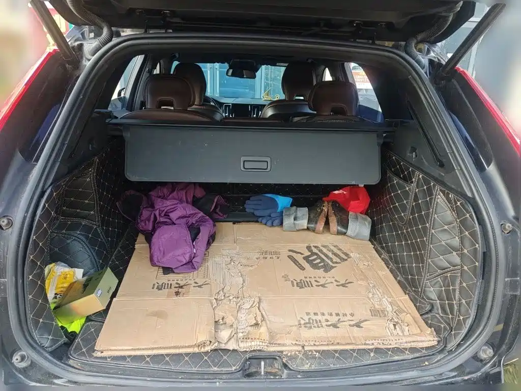 Фото 20 - Volvo XC60