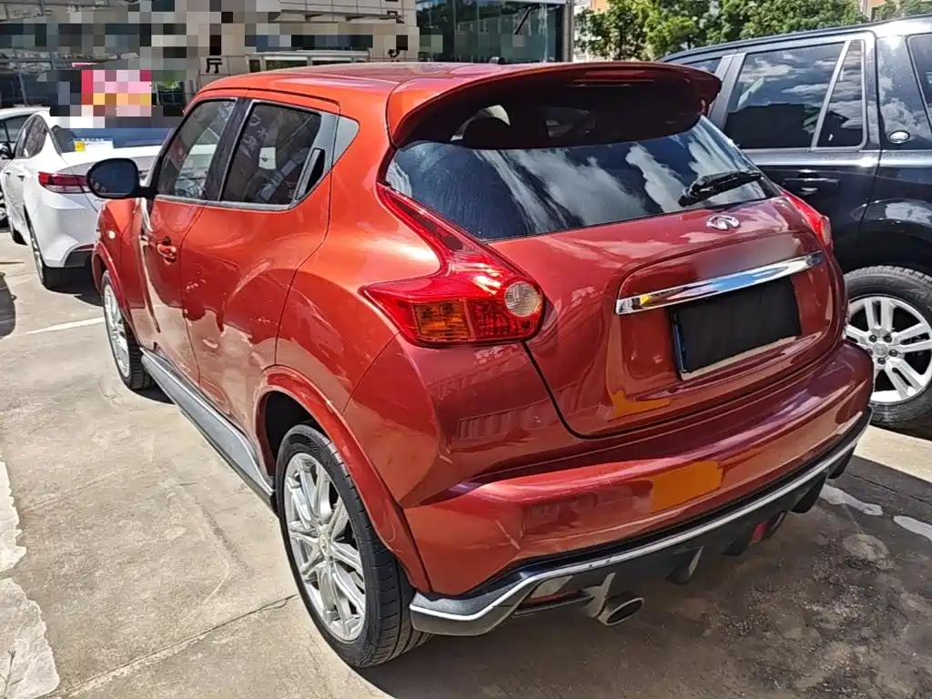 Photo 23 - Infiniti ESQ