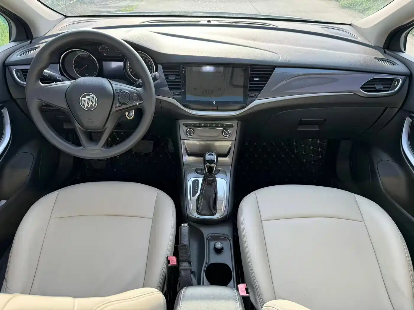 Buick Verano 2016 Hatchback 15S Auto Progressive фото 16