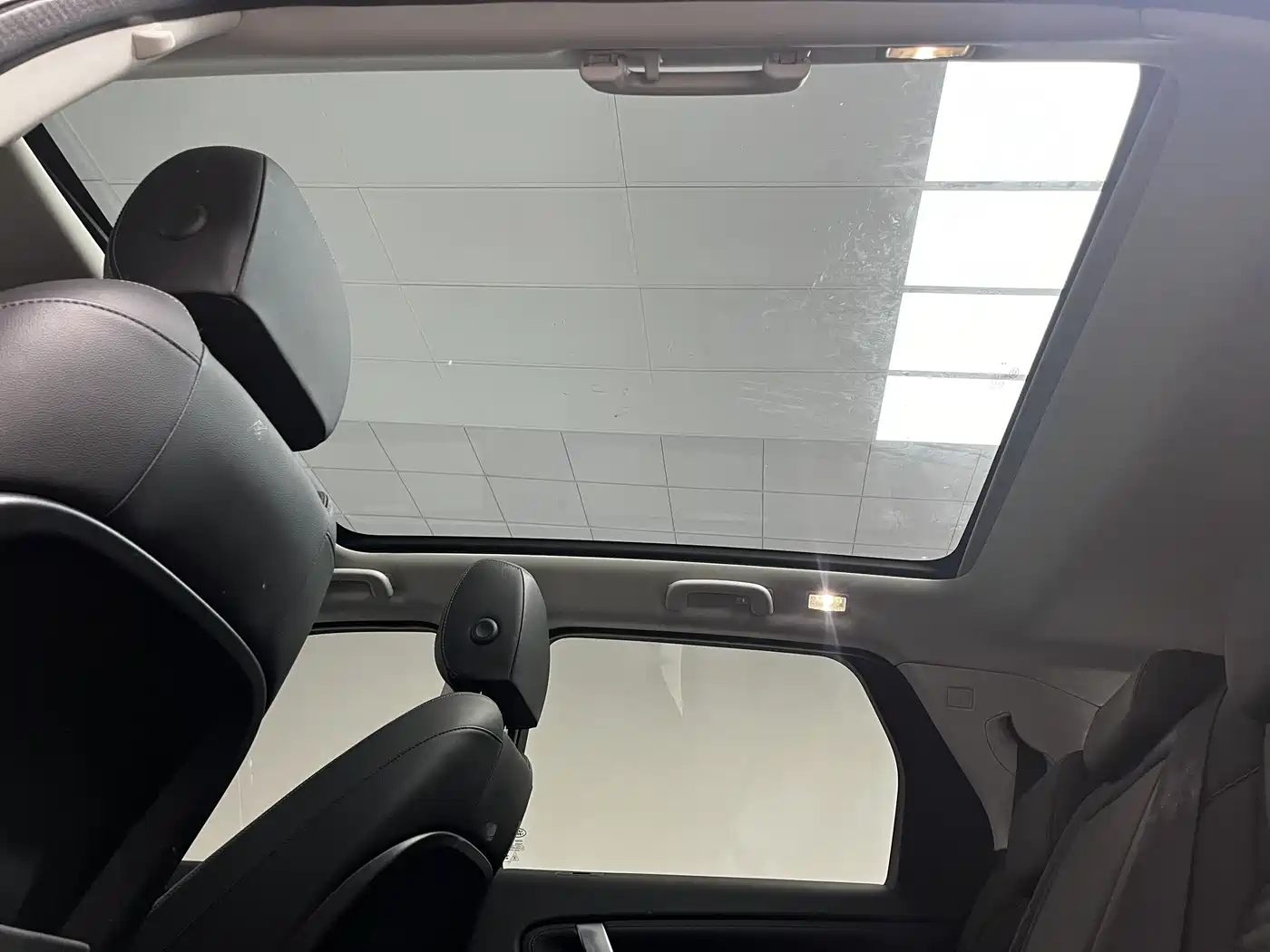 Land Rover Discovery Sport 2024 Performance Technology Edition фото 12