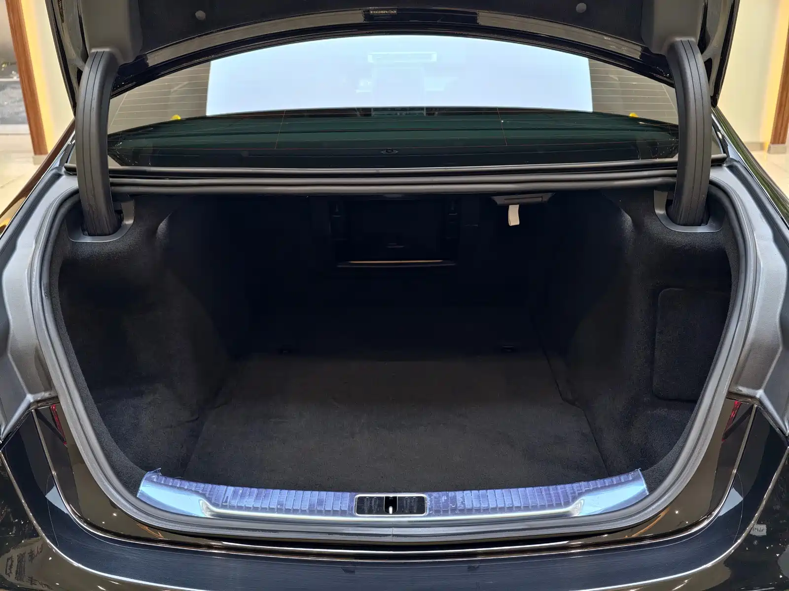 صورة 16 - Mercedes-Benz S-Class