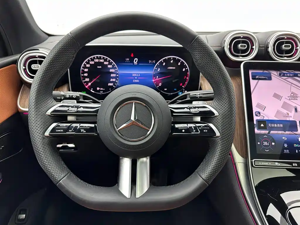MERCEDES-BENZ GLC
