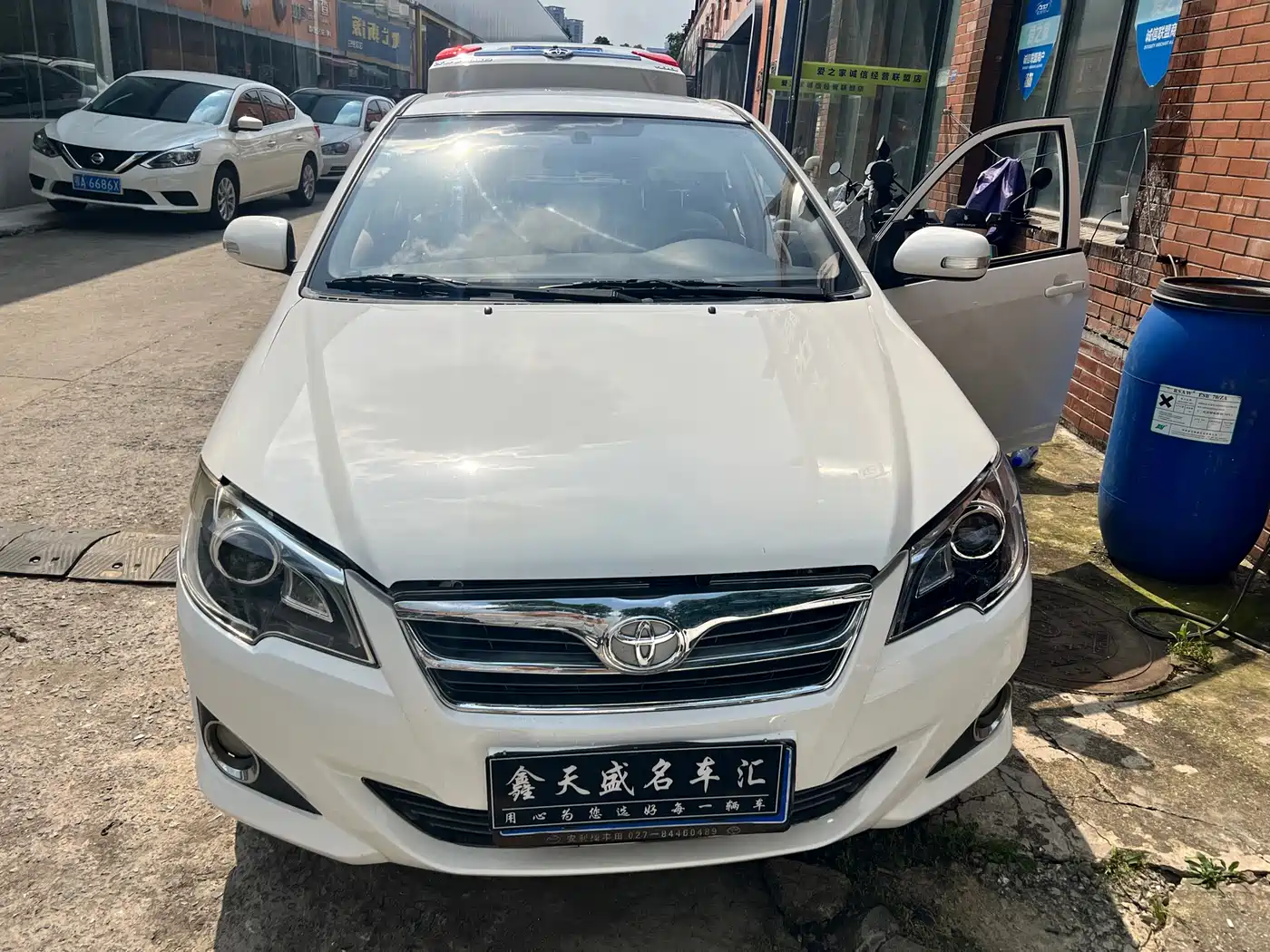 Toyota Corolla 2013 1.6L Automatic Excellence Edition фото 2