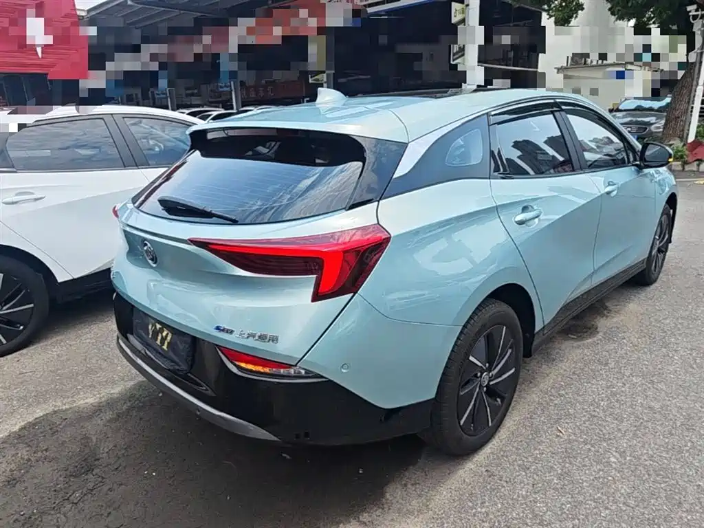 Buick Velite 6 2024 Model 430km Premium Edition фото 7