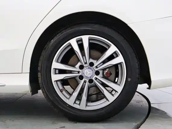 Mercedes-Benz C-Class 2016 C 200 L Sport фото 7