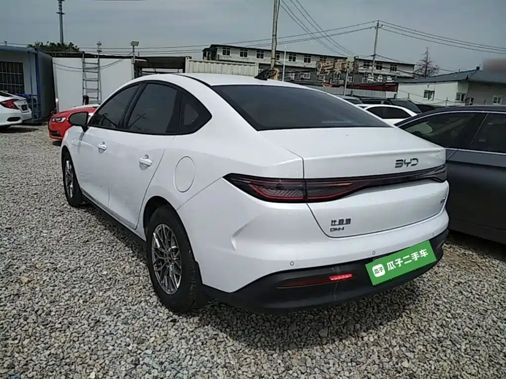 BYD Hai Bao 05 DM-i 2025 DM-i Smart Drive Edition 55KM Luxury фото 5