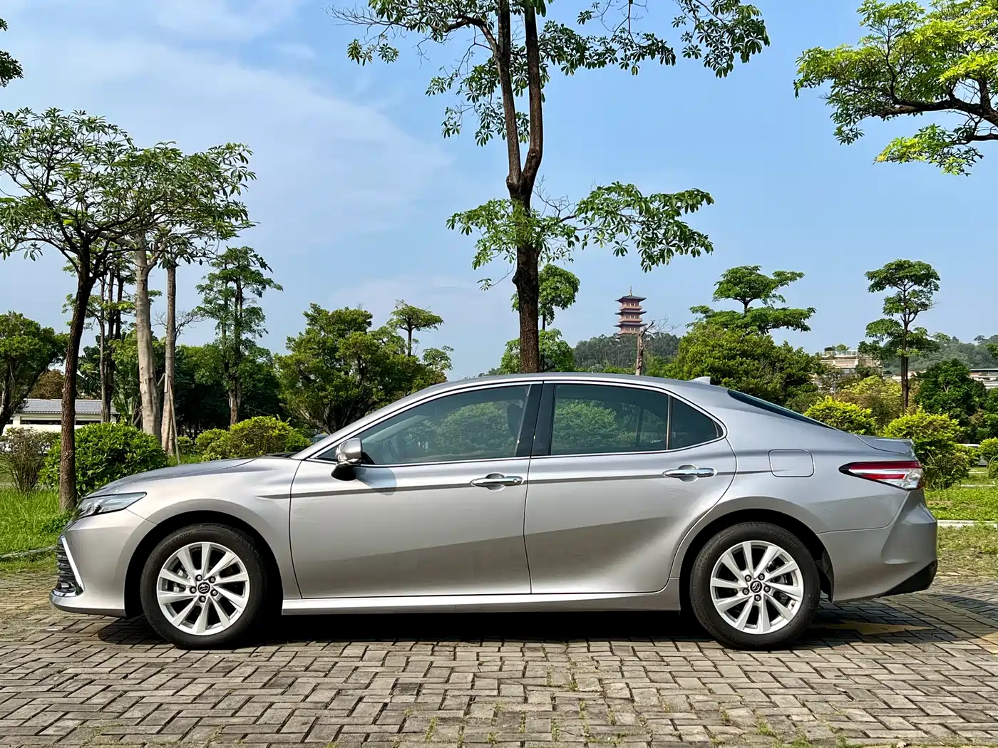 Toyota Camry 2021 2.0G Luxury Edition фото 4