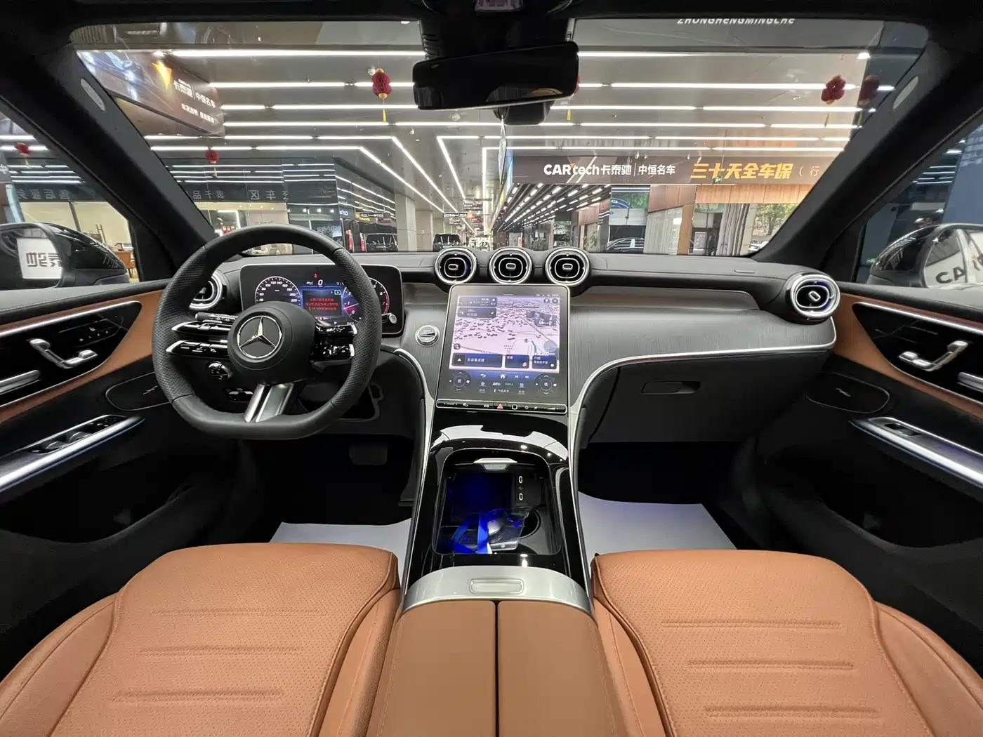 Mercedes-Benz GLC 2024 GLC 260 L 4MATIC Luxury 5-seater фото 10