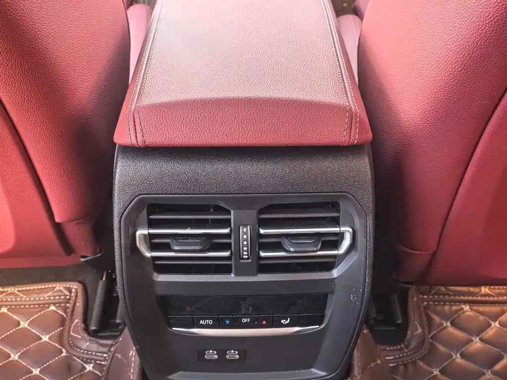 BMW 3 Series 2023 325i M Sport Package фото 16