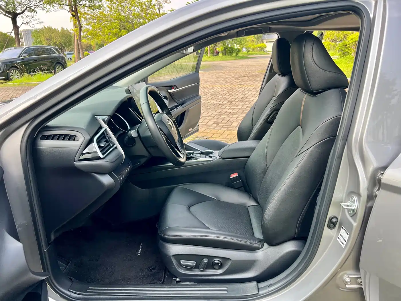 Toyota Camry 2021 2.0G Luxury Edition фото 17