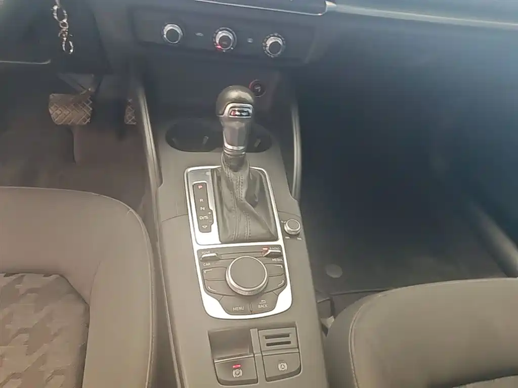 Audi A3 2014 Sportback 35 TFSI Automatic Fashion фото 14