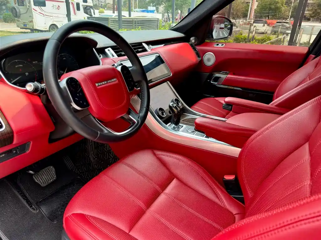 Land Rover Range Rover Sport 2014 3.0 SC V6 HSE фото 10