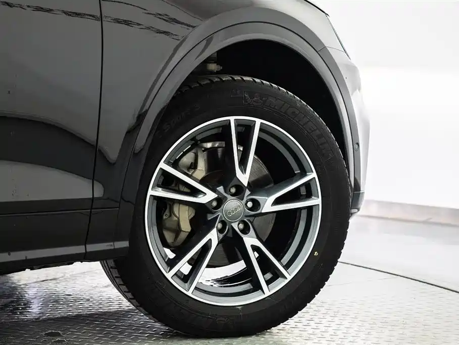 Audi Q5L 2020 45 TFSI Exclusive Fashion фото 20