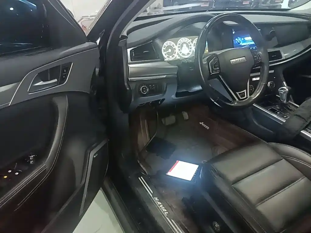 Haval H7 2018 2018 Facelift Blue Label H7 2.0T Automatic Intelligent Enjoyment Edition
