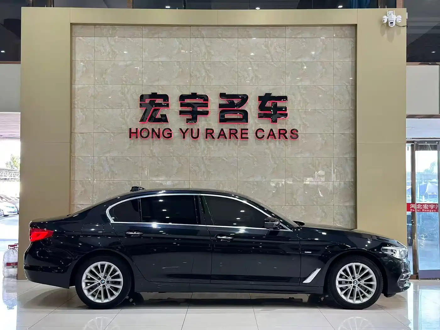 BMW 5 Series 2018 530Li xDrive Luxury Package фото 4