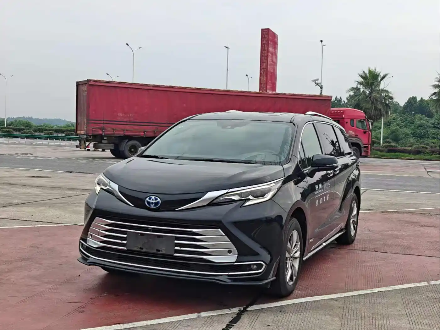 Toyota Sienna 2021 2.5L Hybrid Platinum Edition