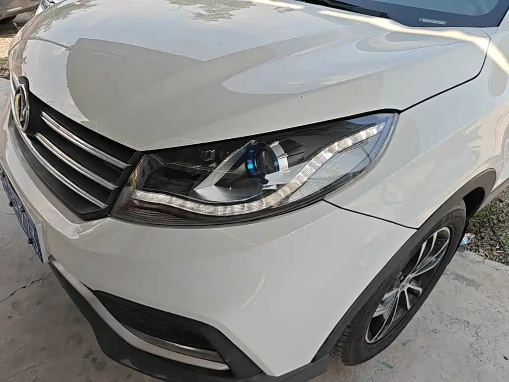 Dongfeng Fengguang Fengguang 580 2018 2017 1.5T CVT Smart Edition