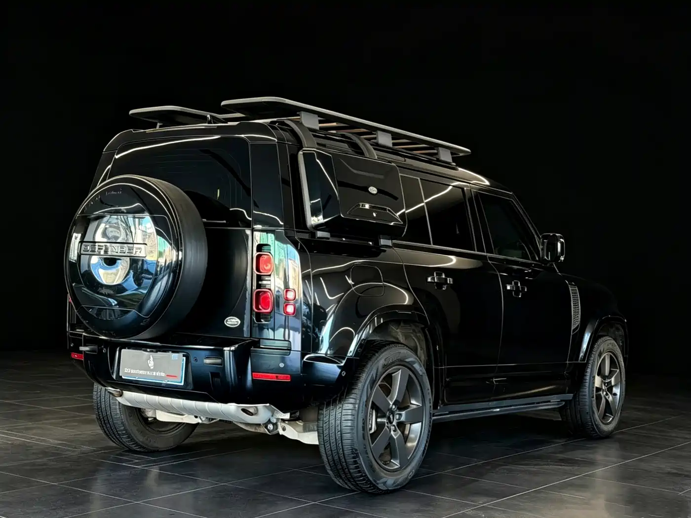 Land Rover Defender 2022 110 P400 X-DYNAMIC HSE фото 9