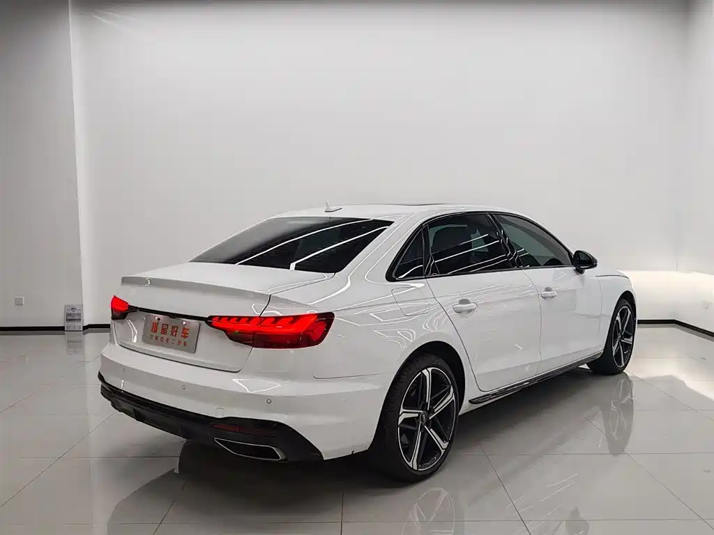 Audi A4L 2025 2025 2 Million Celebration Edition 40 TFSI Luxury Dynamic