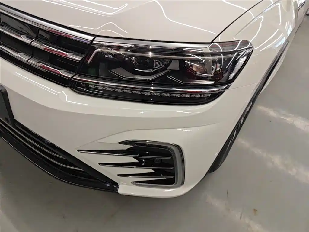 Volkswagen Tiguan L PHEV 2021 430PHEV Plug-in Hybrid Flagship фото 24