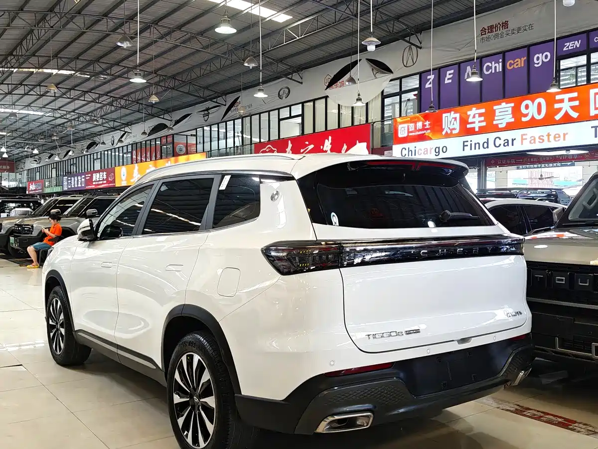 Chery Tiggo 8 PLUS 2024 2025 290TGDI DCT Luxury 5-seater