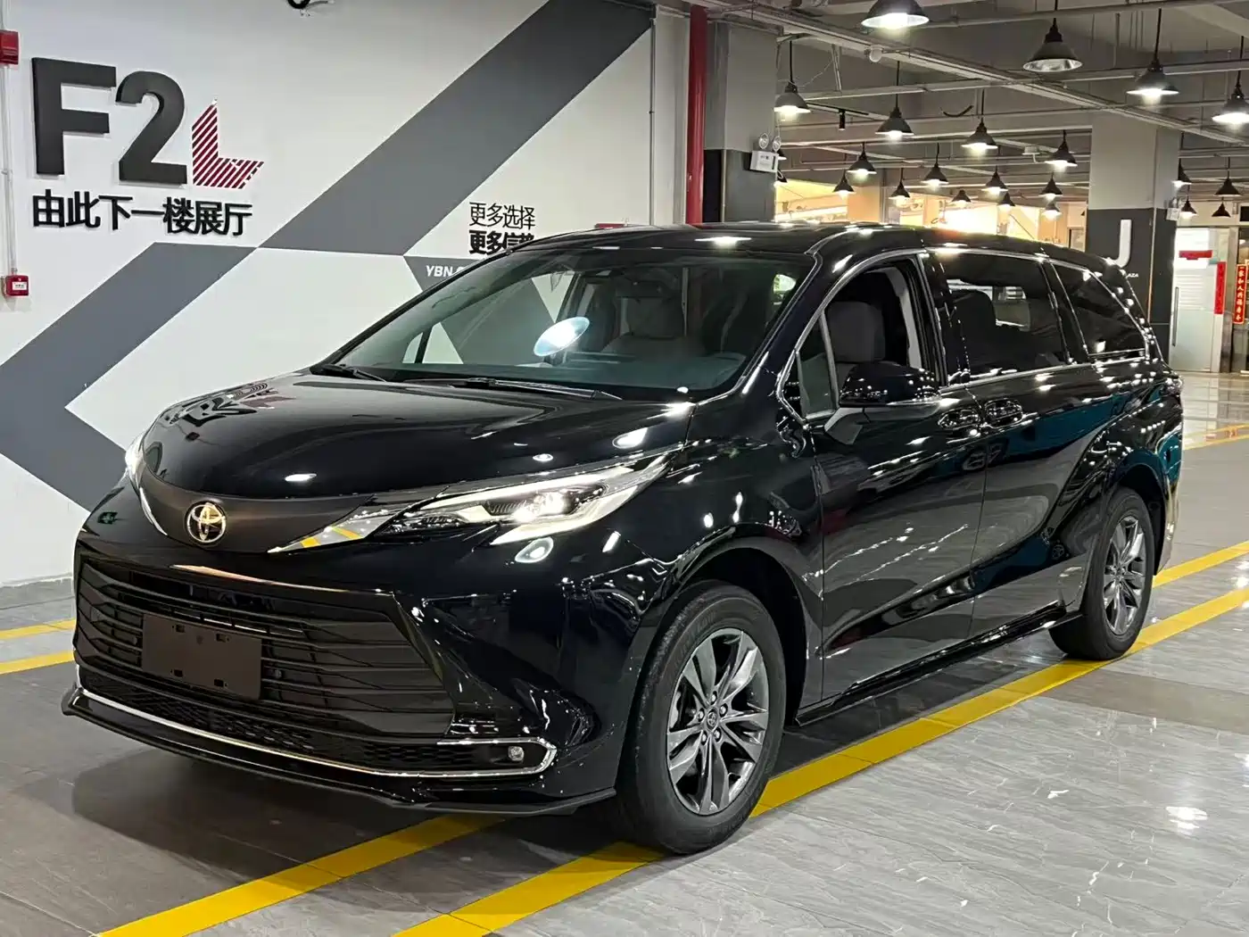 Toyota Sienna 2026 Model 2.5L Hybrid 2WD Comfort Edition