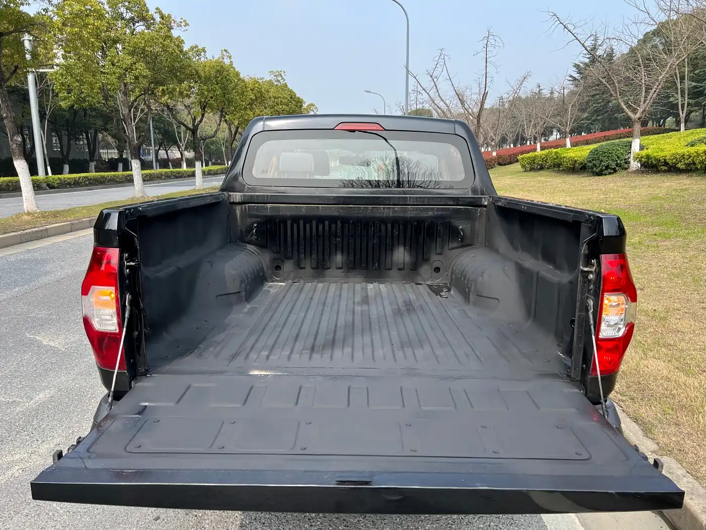 SAIC MAXUS CHASE T60