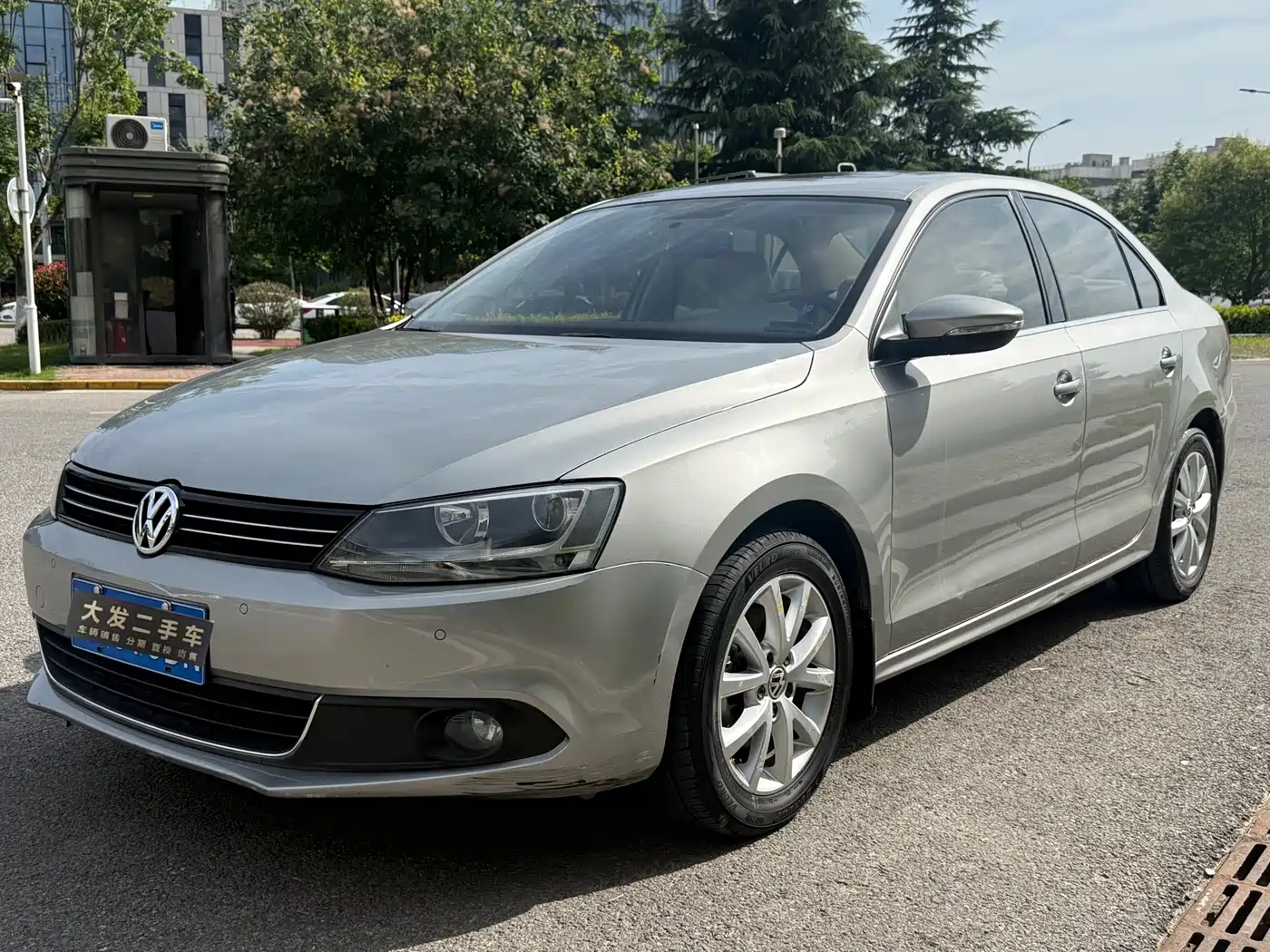 Volkswagen Sagitar 2012 1.4TSI Automatic Luxury