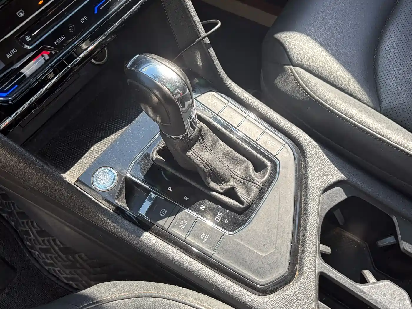Volkswagen Tharu 2021 280TSI 2WD Luxury Plus фото 13