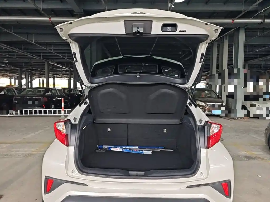 Toyota IZOA 2019 2018 2.0L Speed Edition China VI