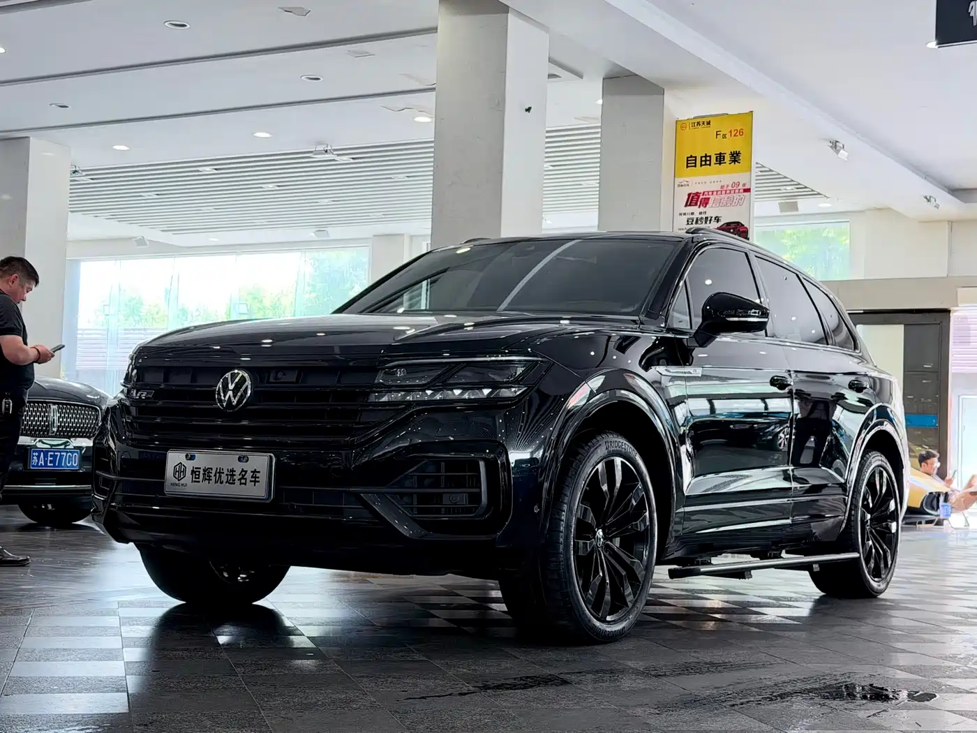 Volkswagen Touareg 2021 3.0TSI R-Exclusive