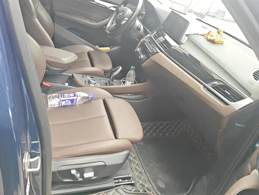 BMW X1 2021 Facelift sDrive25Li Leading фото 8