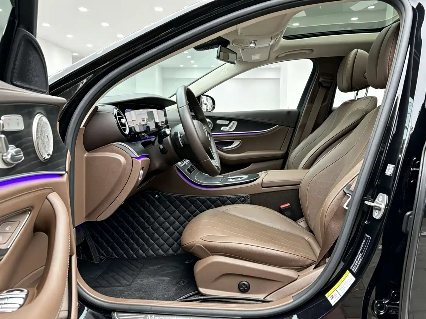 Mercedes-Benz E-Class 2023 E 300 L Fashion фото 4
