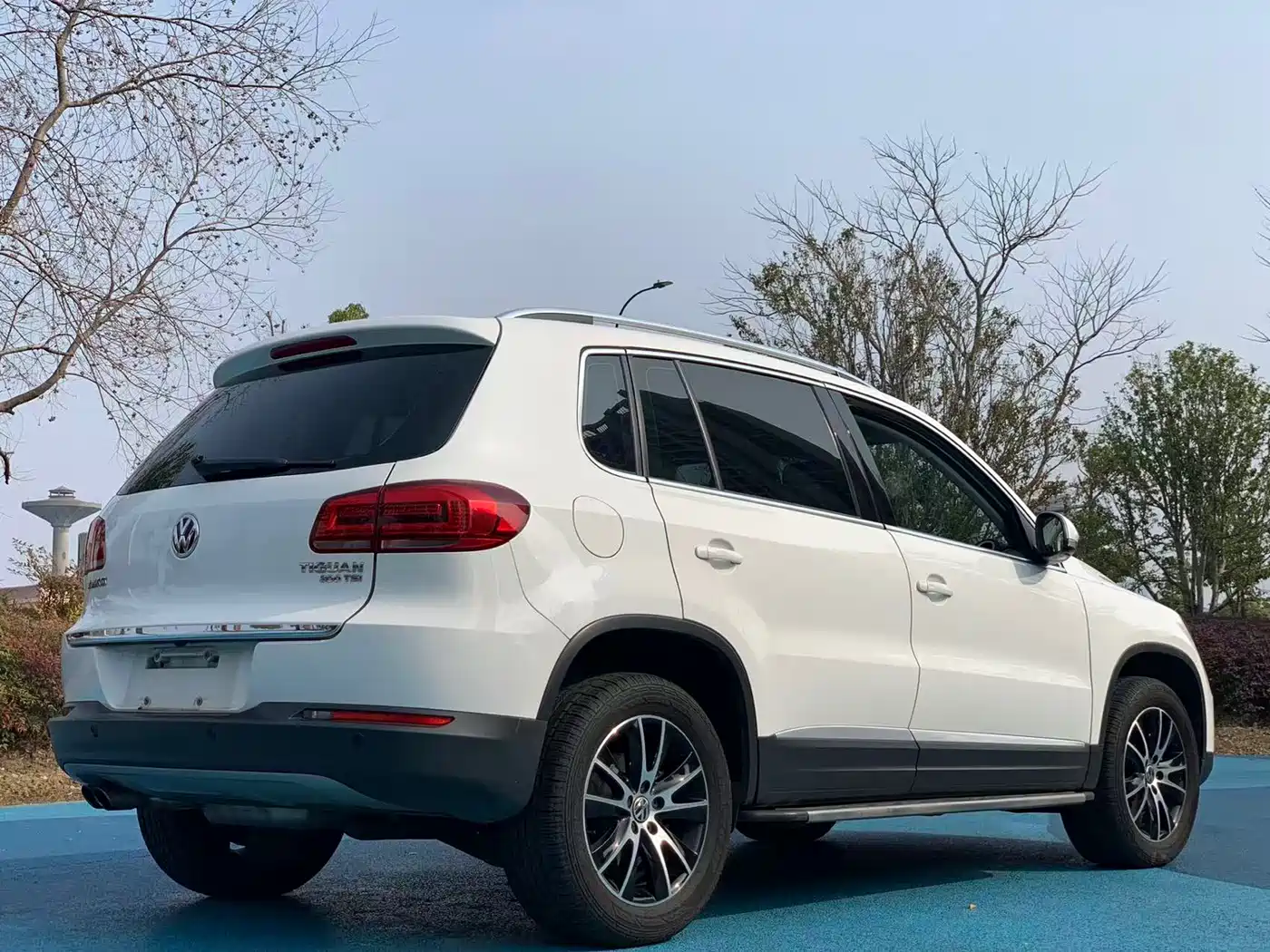 Volkswagen Tiguan 2015 1.8TSI Automatic 2WD Highline фото 9