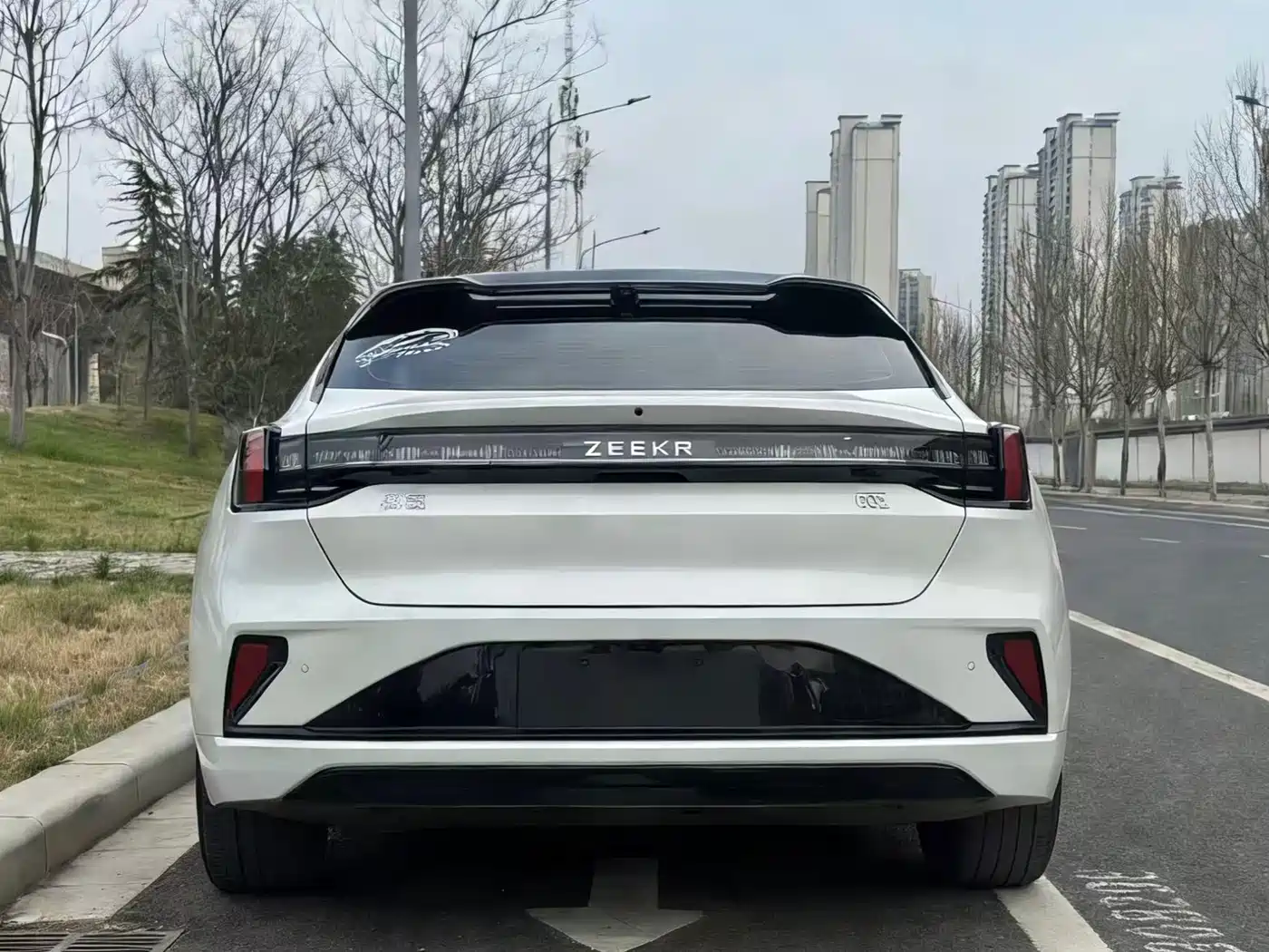 ZEEKR EXTREME KRYPTON 001