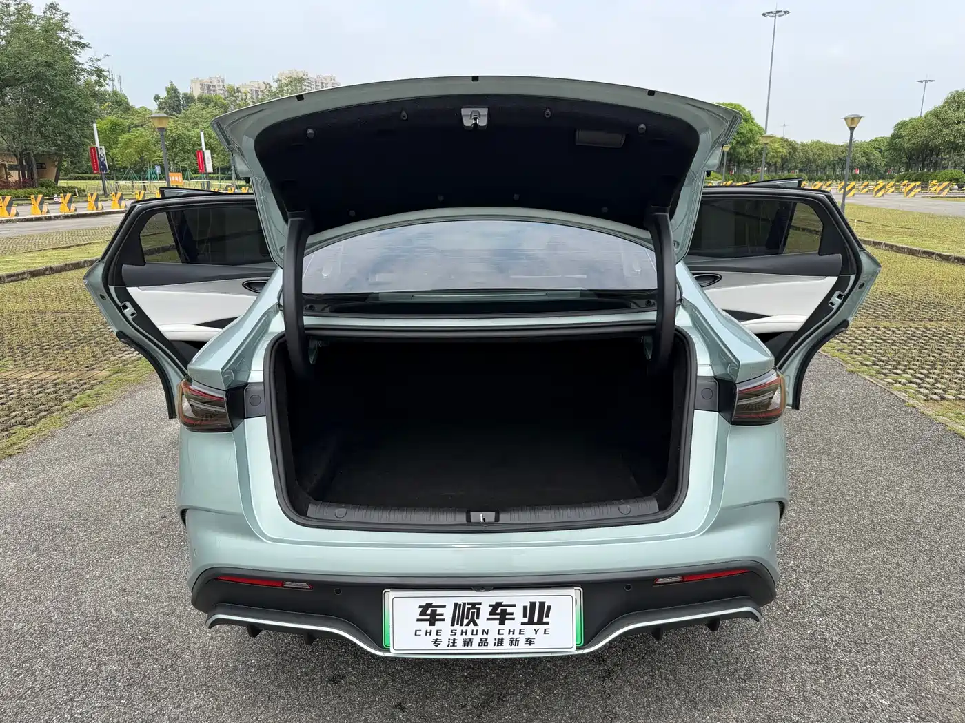 BYD Seal 06 New Energy 2024 DM-i 120KM Flagship фото 28